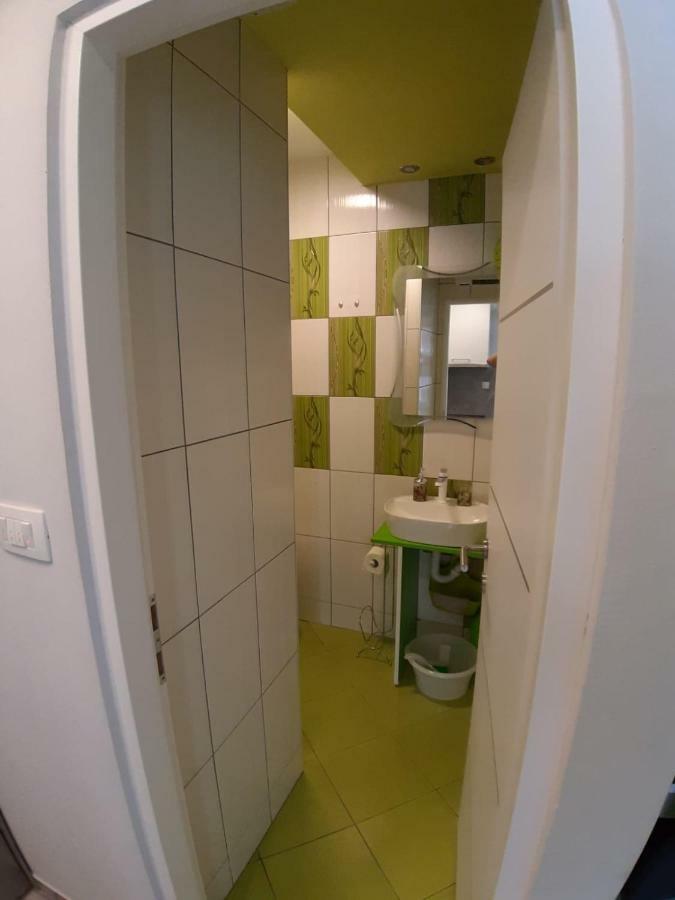 Studio Apartman F&L Makarska Extérieur photo